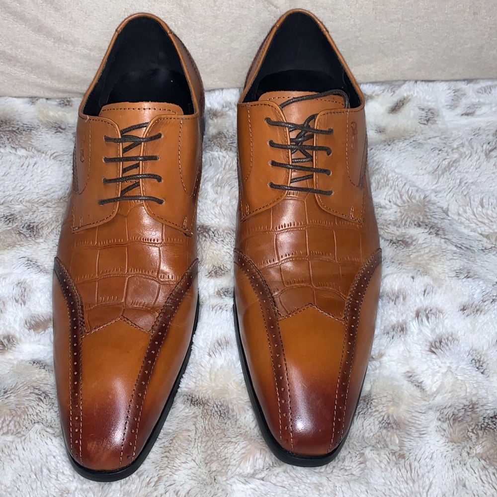 Felix Chu tan Oxford shoes